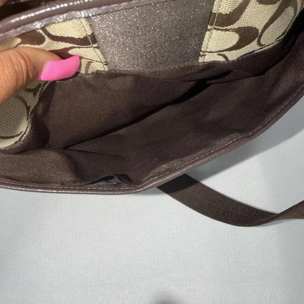 Coach Shoulder Bag‎ F28502 Signature Stripe Brown Canvas Leather Crossbody Y2K